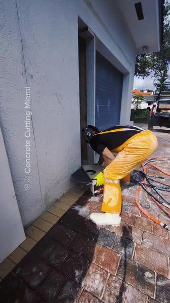 How Precision Sawing Services Solve the Toughest Site Access and Confined Space Problems in Miami