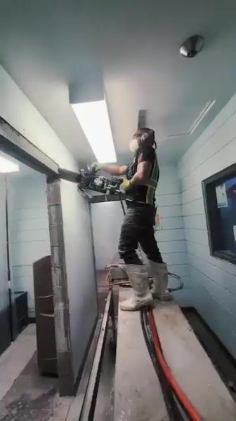 Cutting headers in a prison