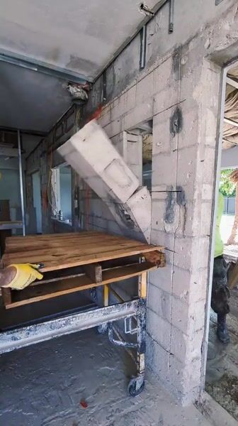 Concrete Slab Removal Miami — How Professionals Cut, Break, and Haul Away Concrete Slabs